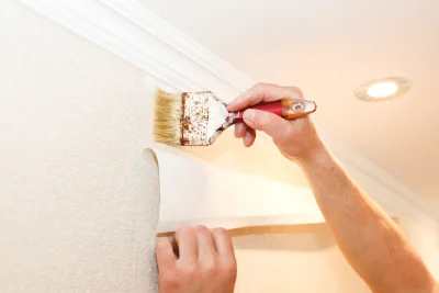 Pose de papier peint à Cardonnette — revêtements muraux et toiles de verre